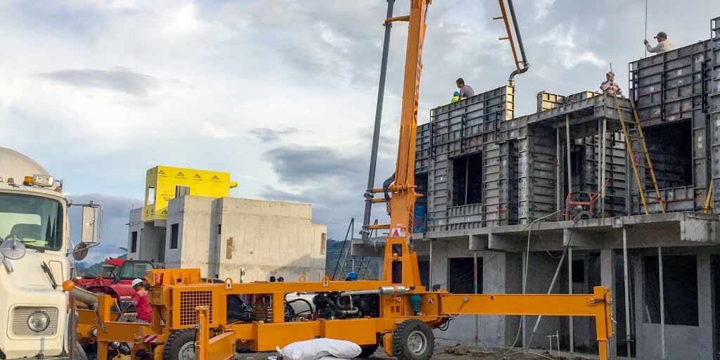 Plataforma de bombeo e inyección de concreto a alta presión - MAN MACHINE